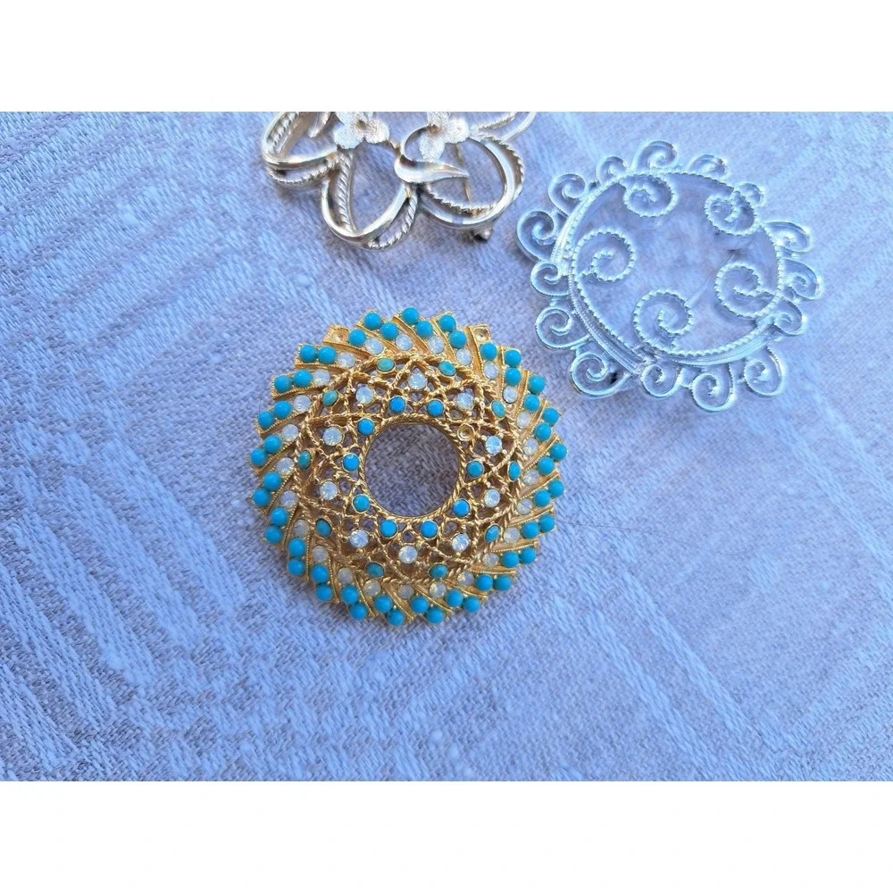 Sarah Coventry Brooches Set Of 3 Silver, Gold Tone Marked
